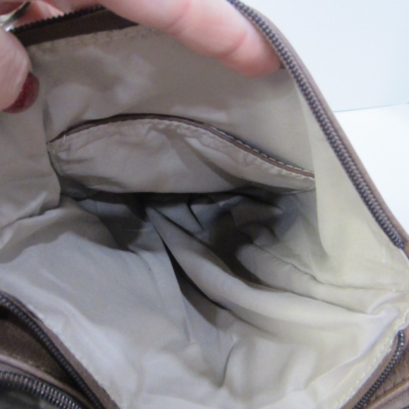 Unbranded Brown Leather Large Crossbody 3 Compartments Zipper Gold Accents - Picture 3 of 14